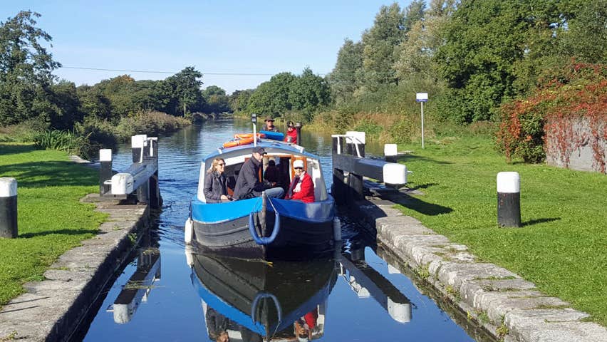 BARGE TRIP SALLINS COUNTY KILDARE
