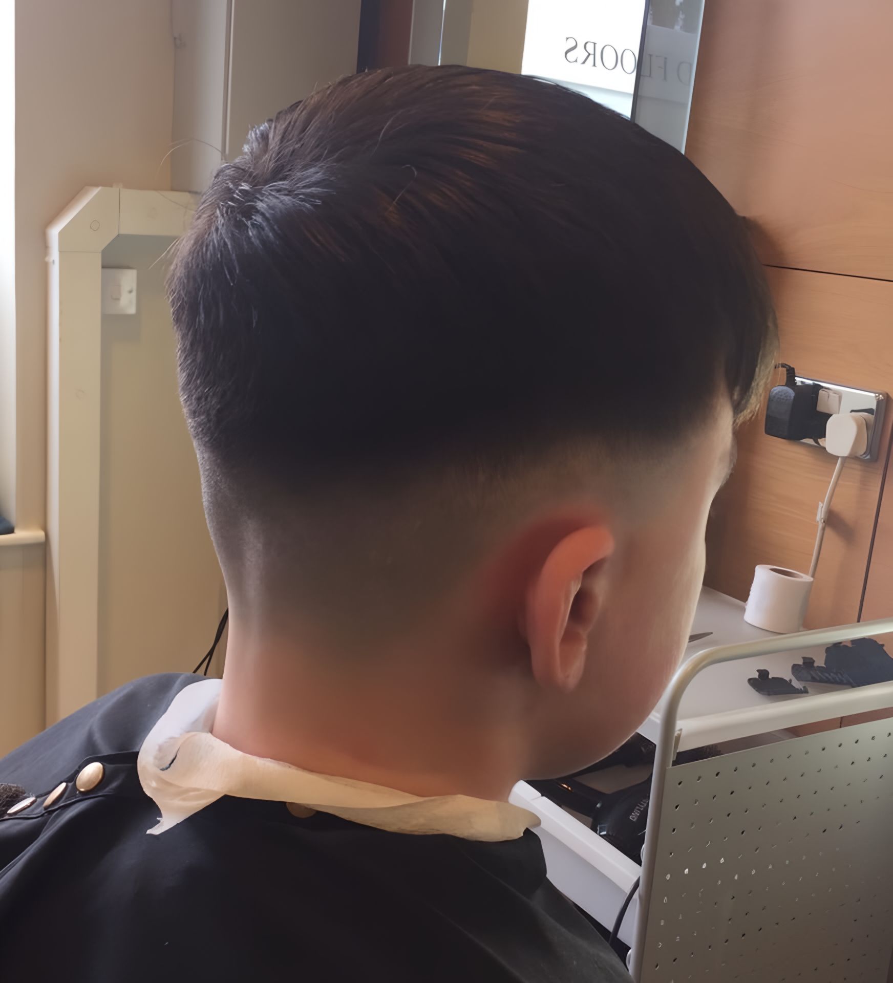 MENS ROOM BARBER SHOP NAAS COUNTY KILDARE IRELAND HAIR CUT
